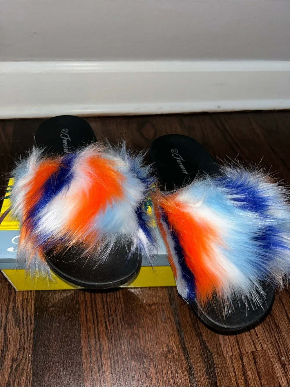 Forever 21 Kids Multicolor Fuzzy Slide Sandals - Orange Blue White